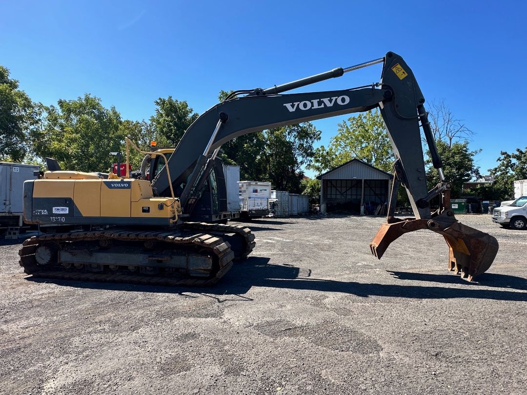 2013 VOLVO EC220DL - Image 8